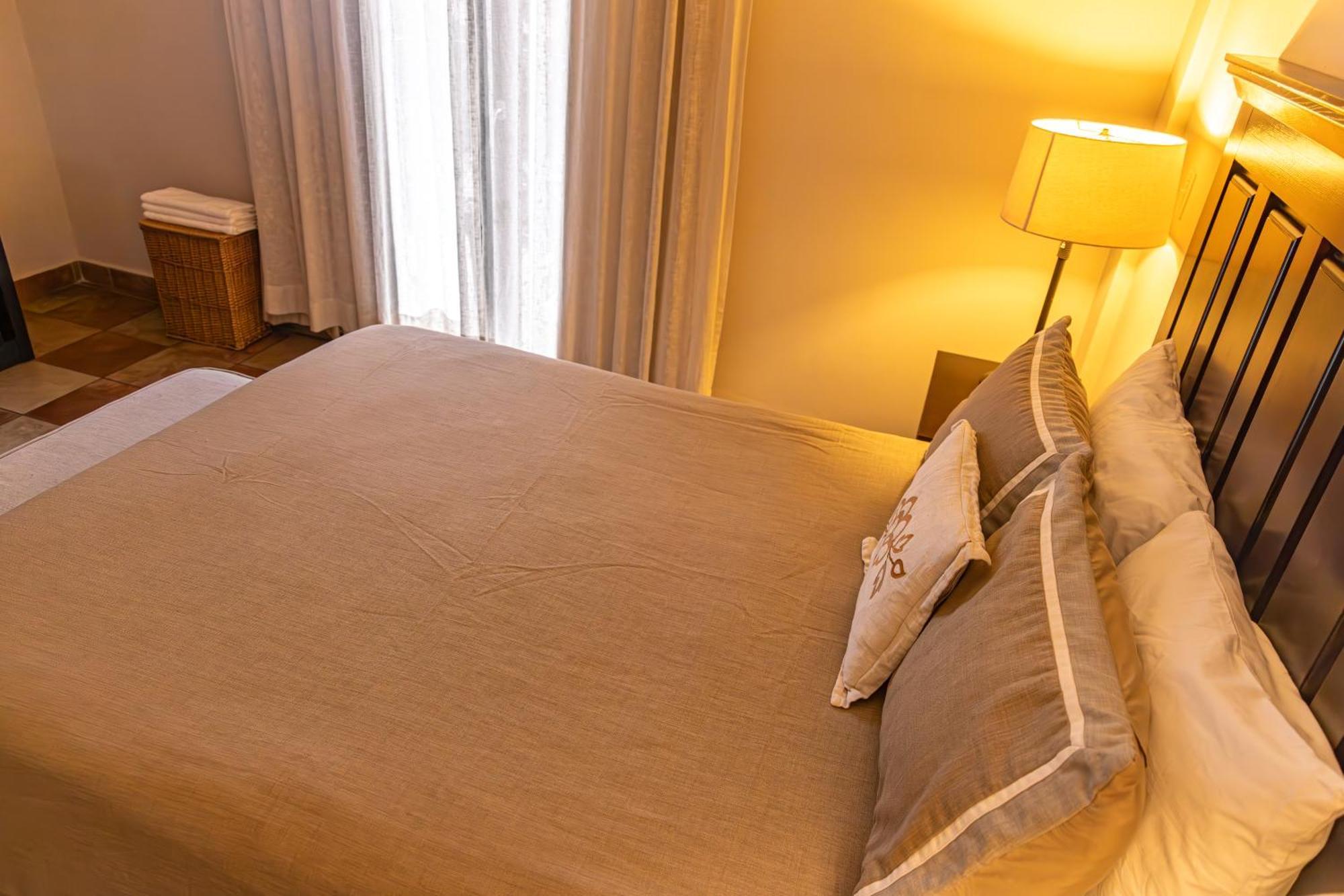 Hotel Cubita Boutique Resort & Spa Чітре Екстер'єр фото