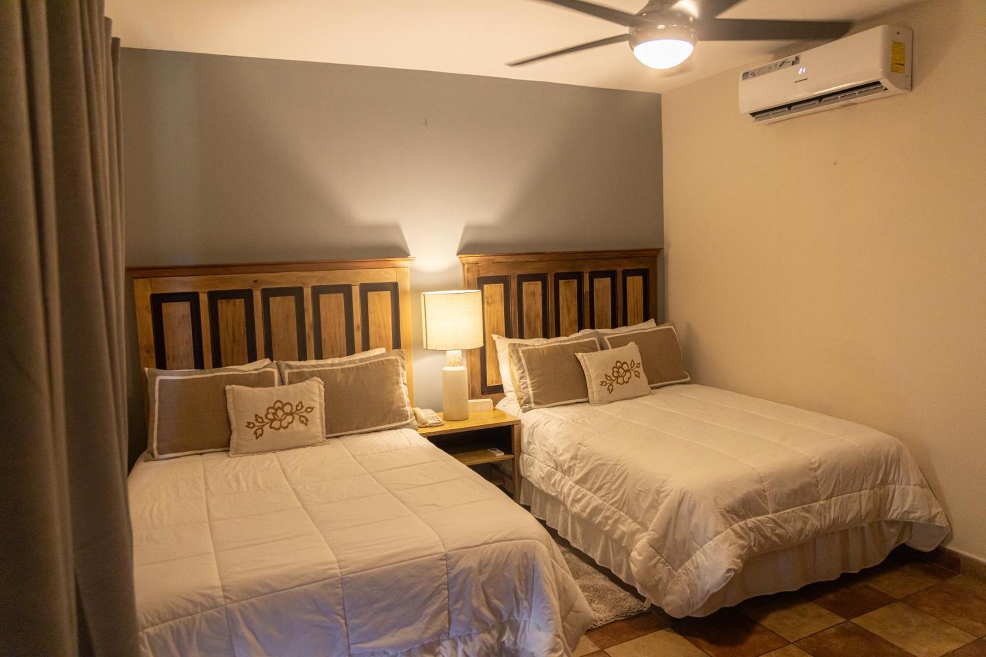 Hotel Cubita Boutique Resort & Spa Чітре Екстер'єр фото
